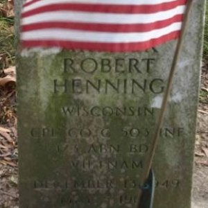 A. Henning (grave)