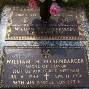 W. Pitsenbarger (grave)