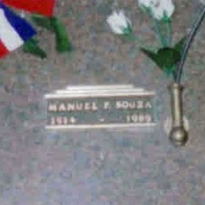 Manuel F. Souza (grave)