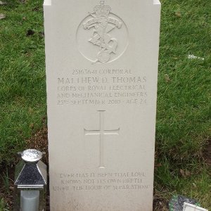 M.D. Thomas (Grave)