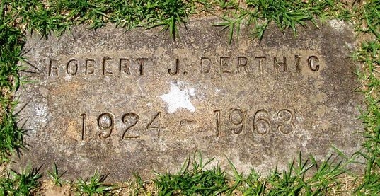 Robert J. Derthic (grave)