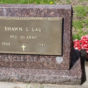 S. Lau (Grave)