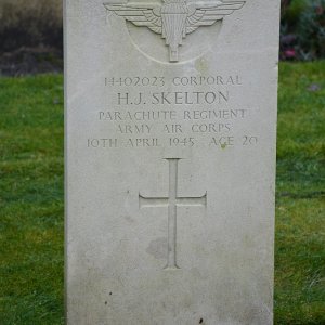 H. Skelton (Grave)