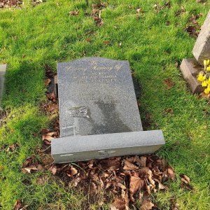 S. Kearsley (Grave)